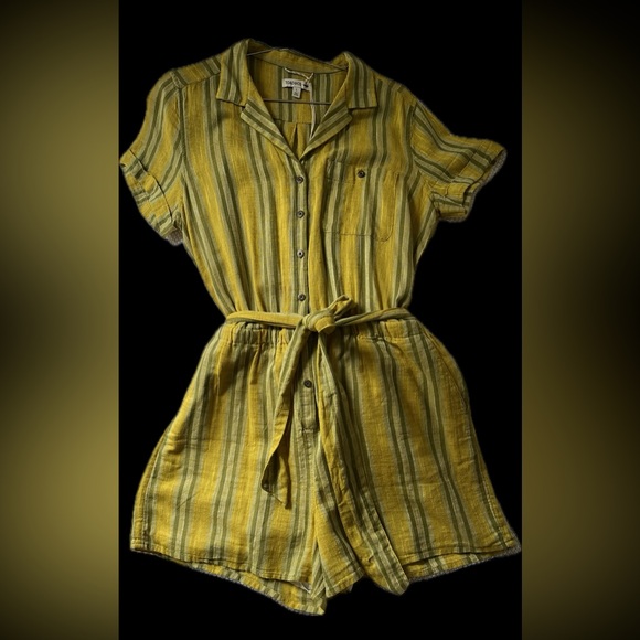 Toad & Co Women’s Camp Cove Romper in large - Picture 2 of 4